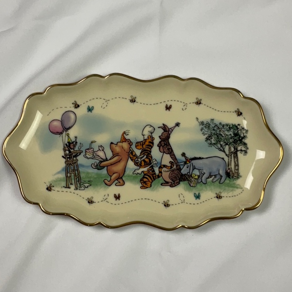 Disney Lenox Winnie the Pooh Birthday Brigade Dish